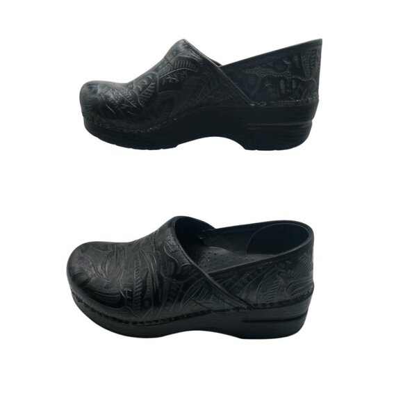 Dansko Womens Black Engraved Leather Clogs Size 36 - Picture 2 of 8